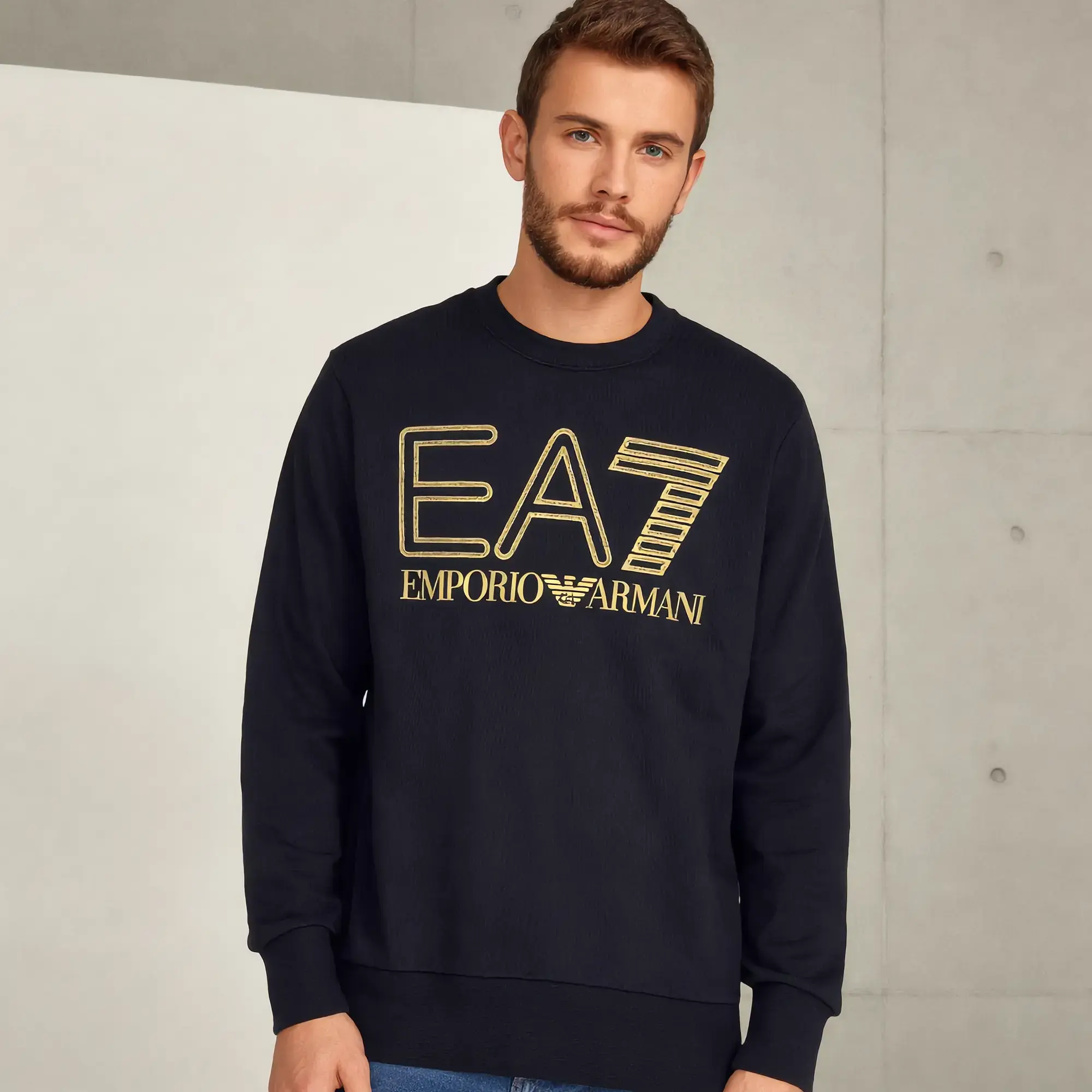 EA7 Emporio Armani Siyah Uzun Kollu Tişört Altın Logolu Pamuk Erkek